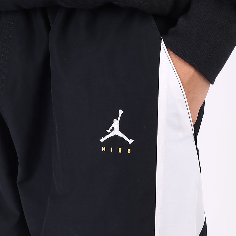 Мужские брюки Jordan Jumpman Woven Trousers (DA7237-010)  - цена, описание, фото 2